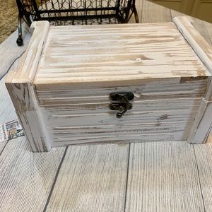 Distressed Wooden Storage Crate